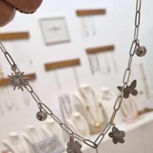 Collana charms